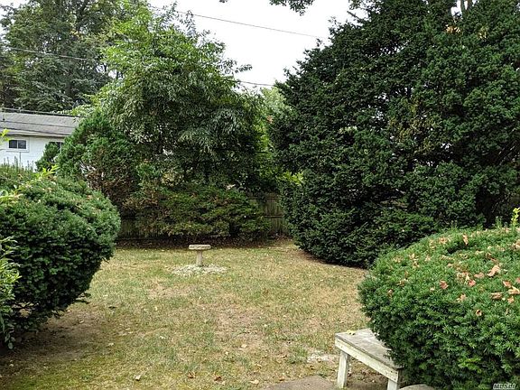 3rd image of 10 S Yew St