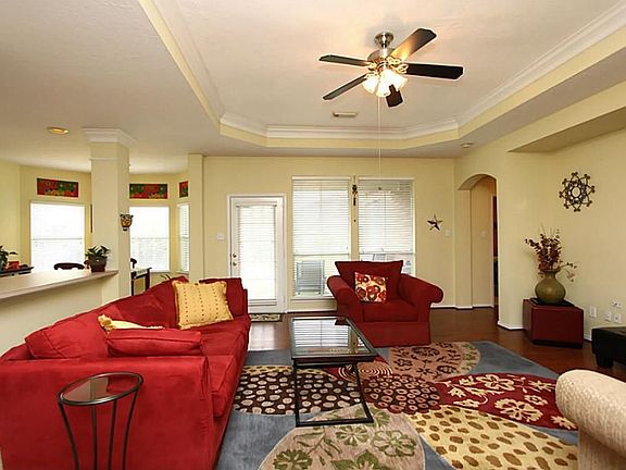 5th image of 19327 Laguna Woods Dr