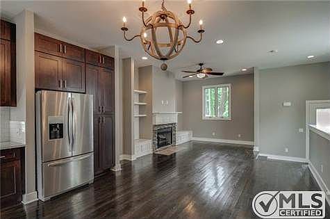 1st image of 1210B Ashwood Ave