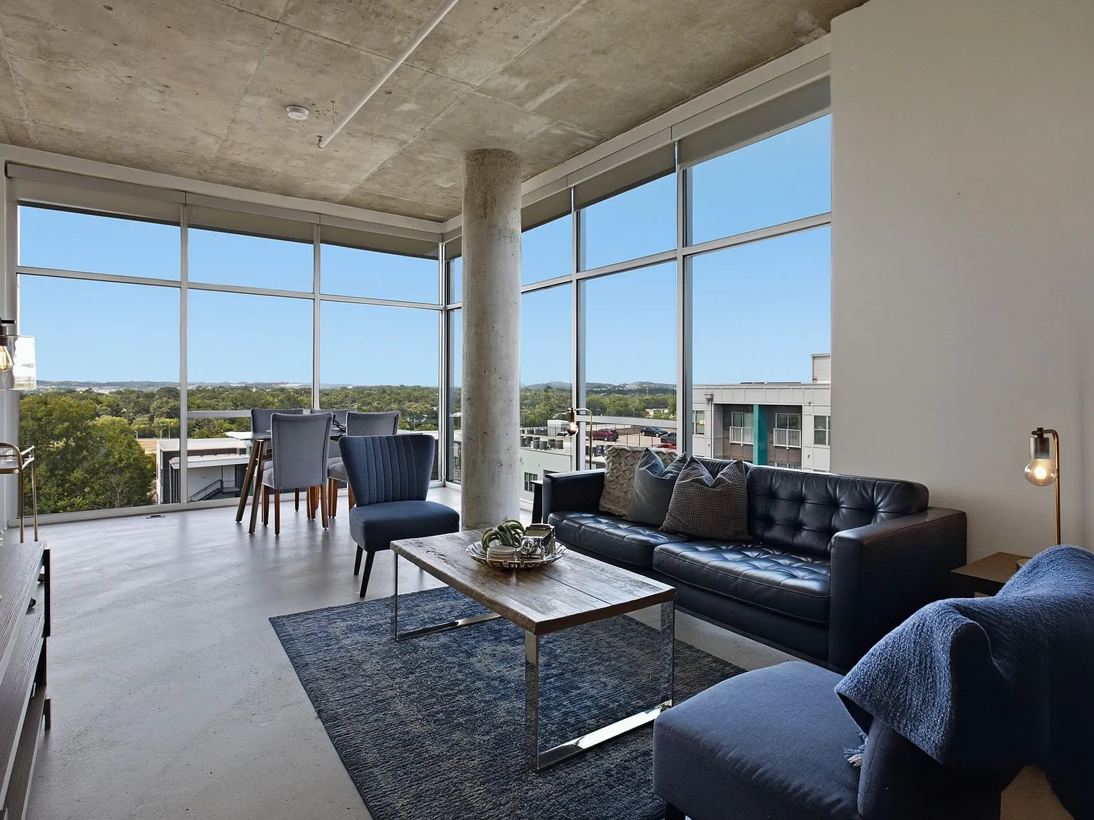 1 bed, 1.5 bath, 1052 sqft, $2,900 — Photo 1