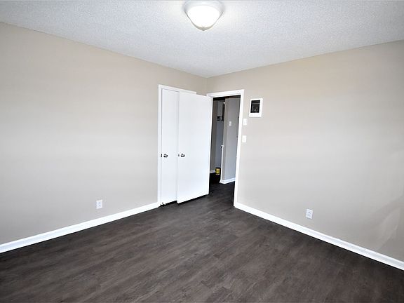 5th image of 132 A St APT A