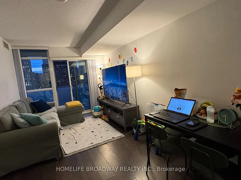 365 Church St #812 — Photo 16