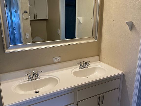 5th image of 1741-1747 S Central St #1741
