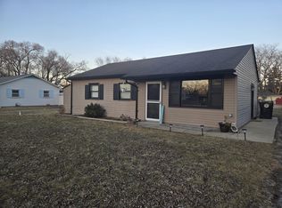 10611 Baker St, Crown Point, IN 46307