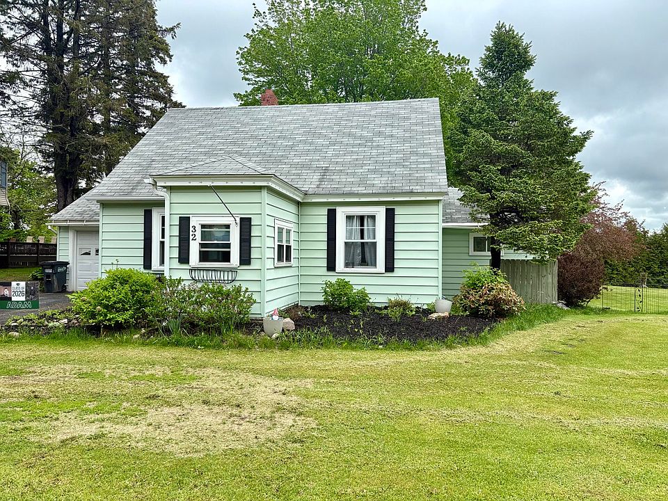 1st image of 32 State St