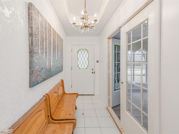 5th image of 2021 Greenbriar Dr
