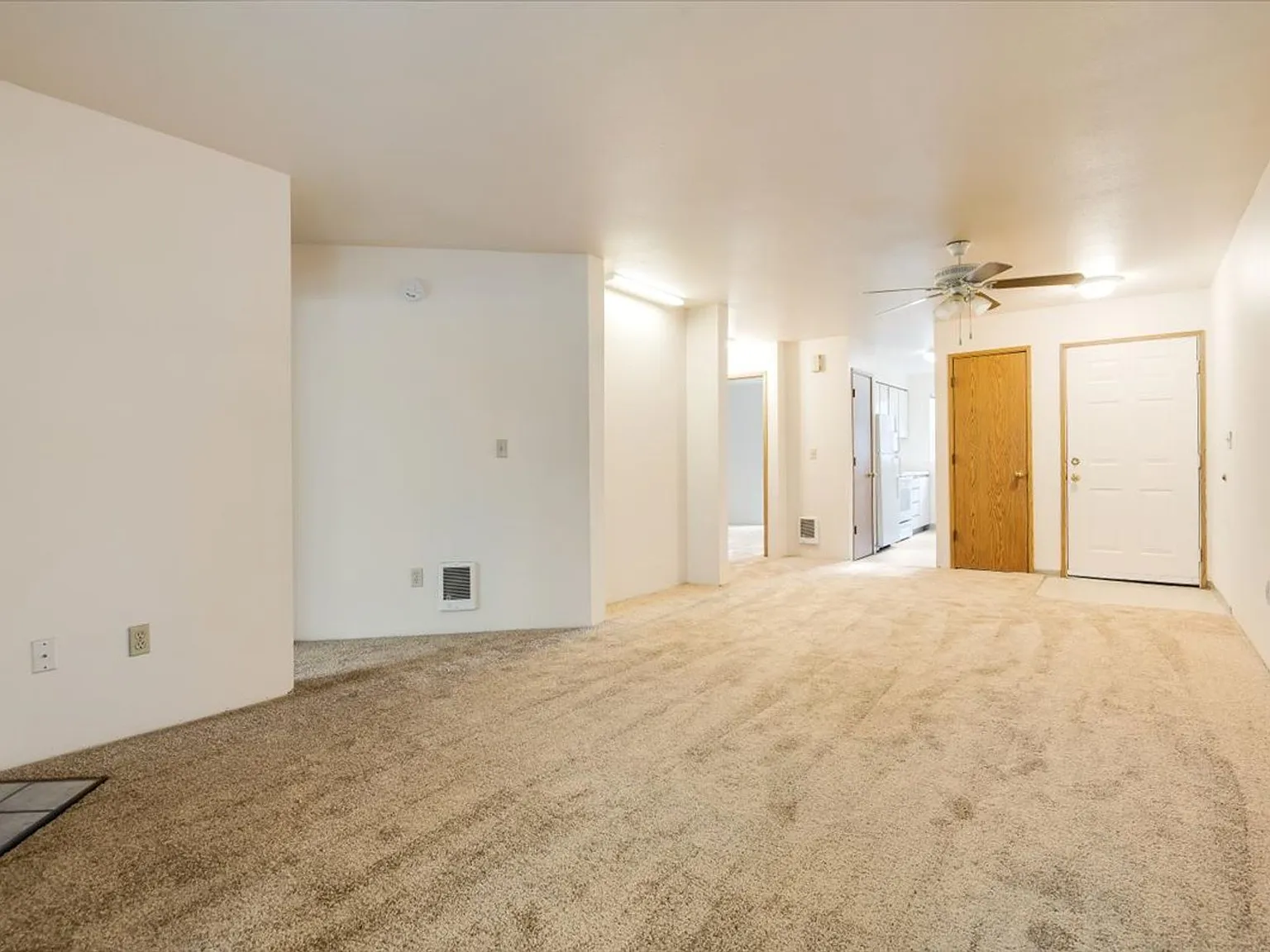 Raleigh Court — Photo 2