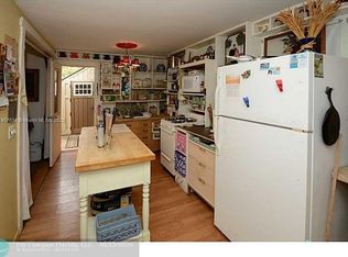 660 NE 43rd St, Fort Lauderdale, FL 33334