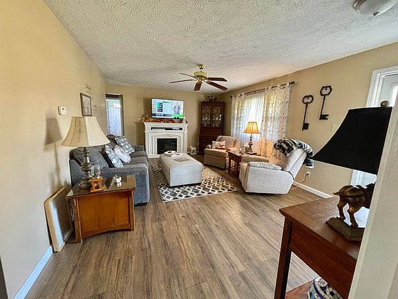 5th image of 15514 Richland Ct