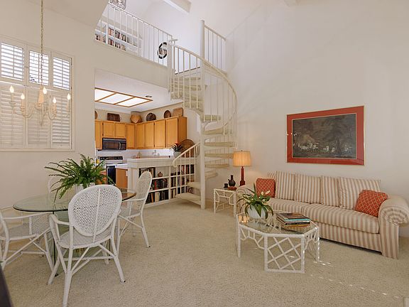 3rd image of 7255 Calabria Ct Unit 43