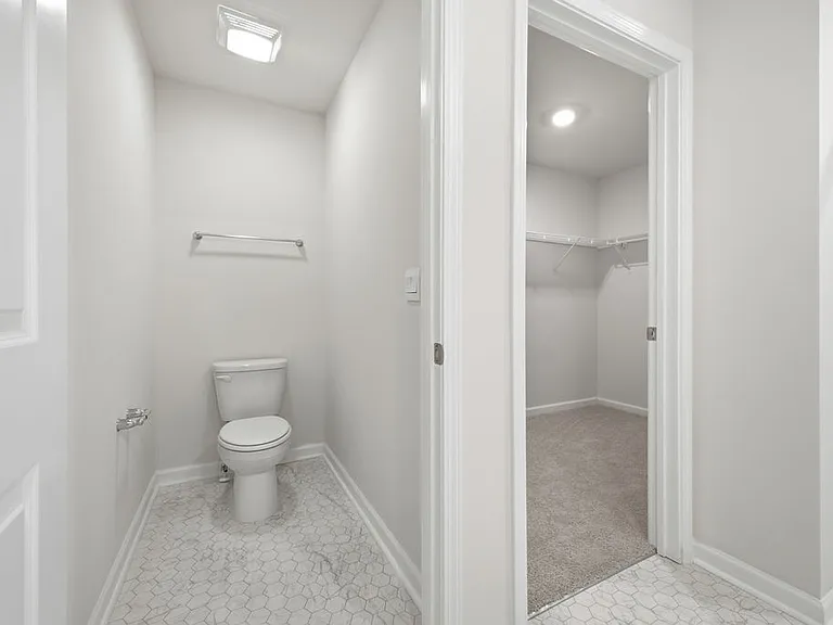 560 Country Oak Dr — Photo 34