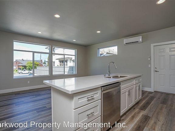 3rd image of 766 S 39th St #C
