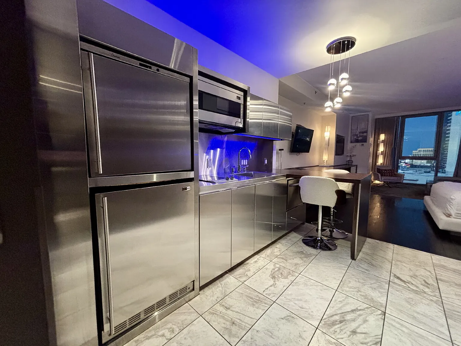 Studio, 1.0 bath, 615 sqft, $2,235 — Photo 2
