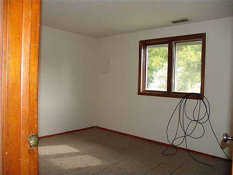 5th image of 204 8th Ave