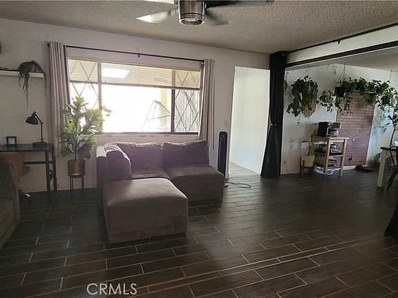 5th image of 26820 Oxford Ct