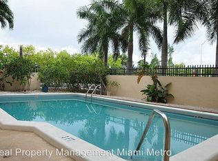 2939 Indian Creek Dr APT 301, Miami Beach, FL 33140