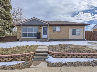 290 Garland Dr, Northglenn, CO 80233