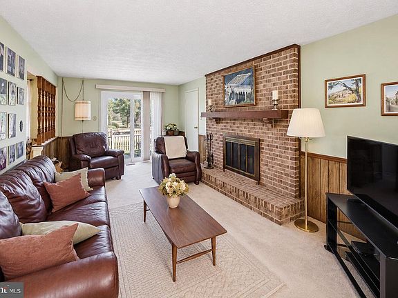 3rd image of 6105 Hillmeade Rd