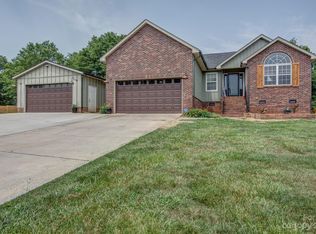 104 Heinz Dr, Grover, NC 28073