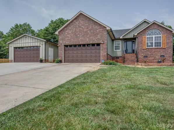 104 Heinz Dr, Grover, NC 28073