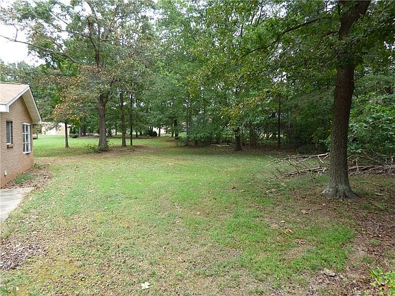 3rd image of 3963 Countryside Ln #10-11