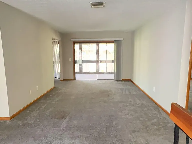 2 Pine Hurst Pl — Photo 3