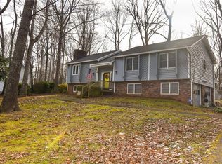 2416 Limner Ln, Winston Salem, NC 27106