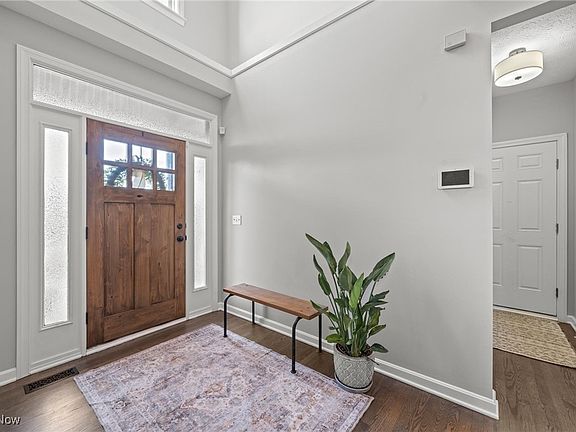 4th image of 6367 Burrow Ct