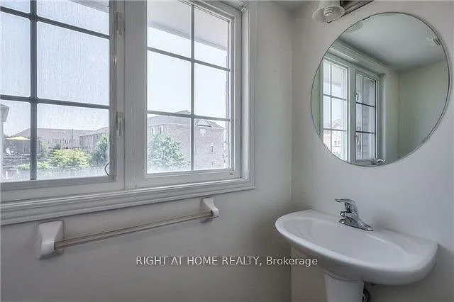 10 Wilkes Cres — Photo 14