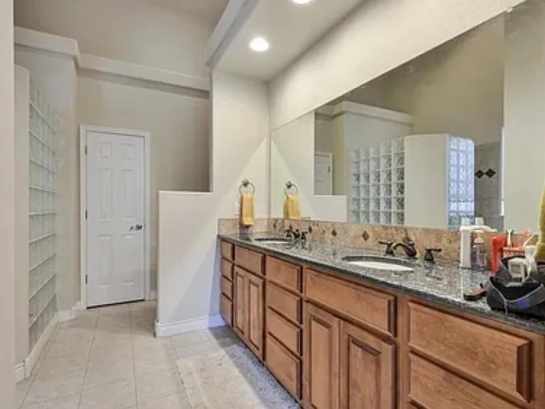 1979 Vista Dr — Photo 13