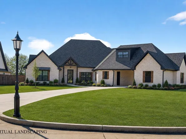 130 E Winners Cir, Longview, TX 75602