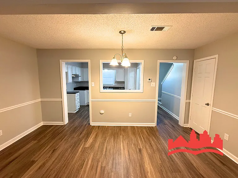 5555 Blossom Ln — Photo 5
