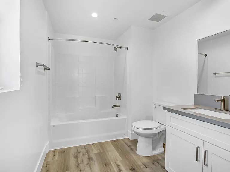Tujunga55 — Photo 11