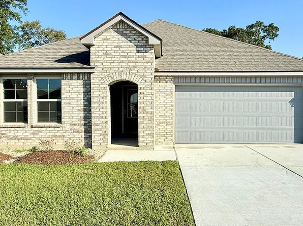 327 White Pine Dr, Lafayette, LA 70501