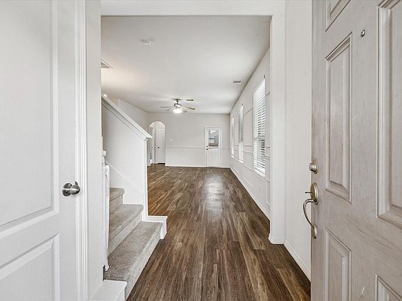 3rd image of 9735 Raisbeck Pl