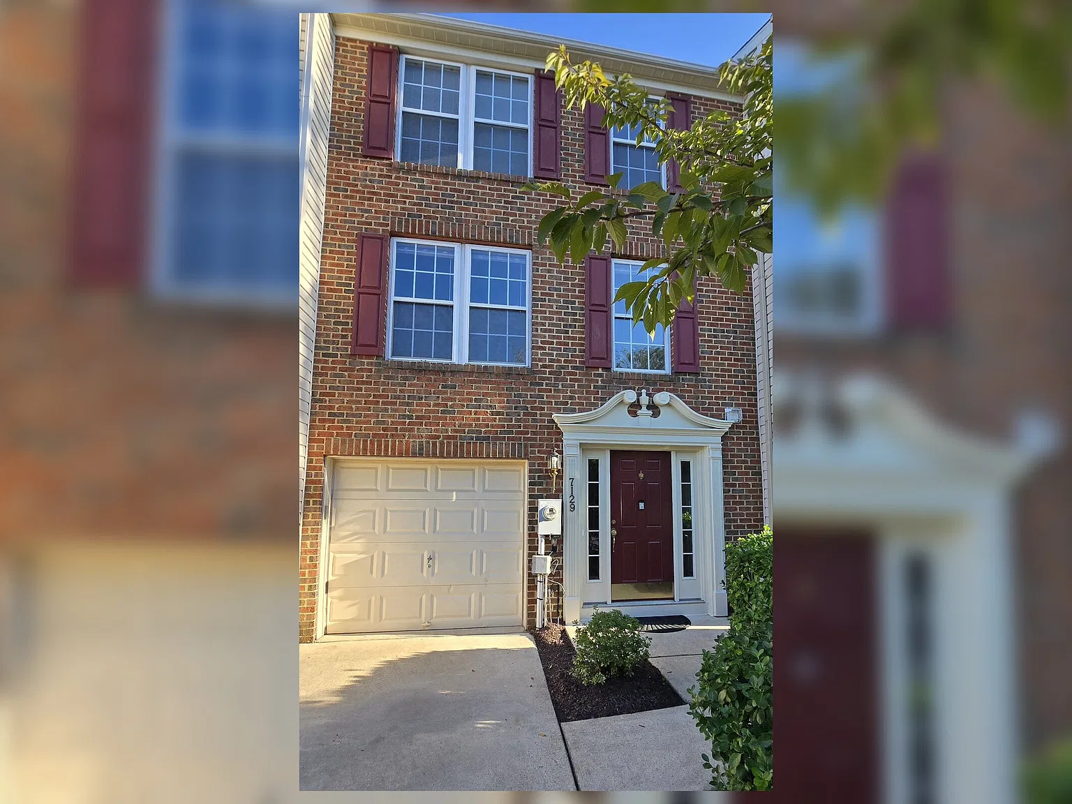 3 bed, 2.5 bath, 2100 sqft, $2,950 — Photo 1