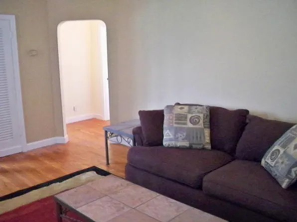 6610 5th Ave N APT B, Saint Petersburg, FL 33710