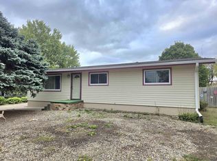 1812 Elm St, Dakota City, NE 68731