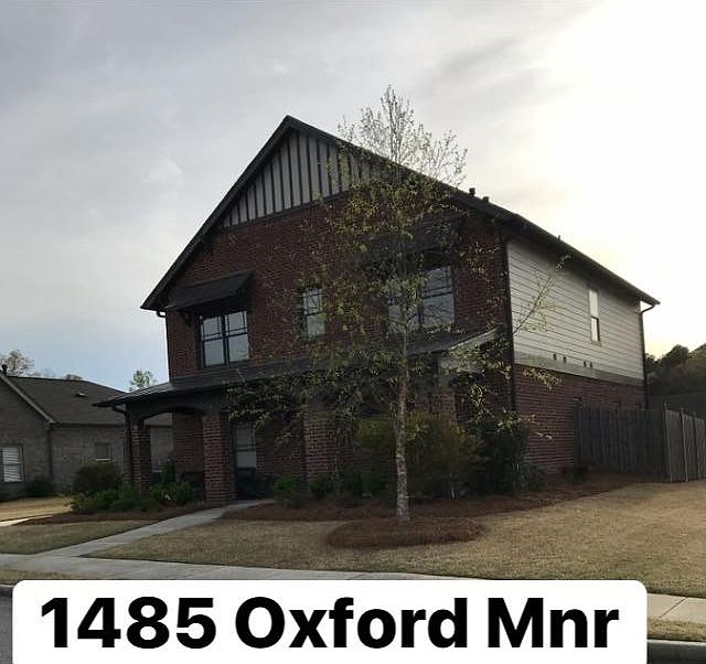 1st image of 3917 Cotswold Dr S