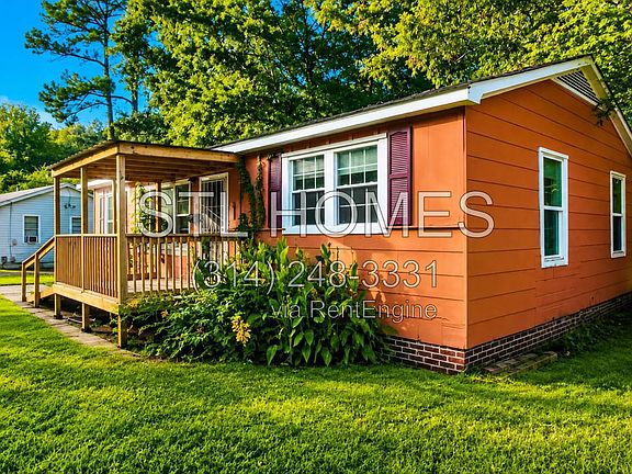 4th image of 314 Clubview Dr