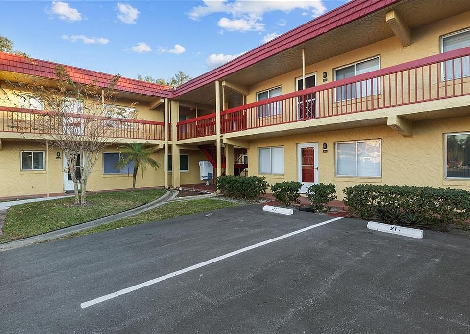 1st image of 400 EL CAMINO DRIVE #210