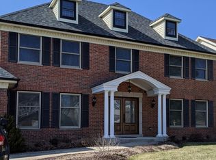 5180 Barcroft Dr, Hoffman Estates, IL
