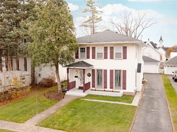 21 Gorton Ave, Hilton, NY 14468