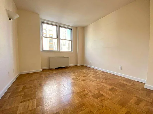 Rented by Bond New York | media 11