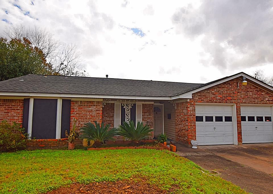 1st image of 9738 Southport Dr