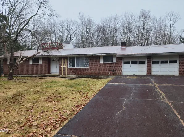 103 Black Forest Dr, Milford, PA 18337