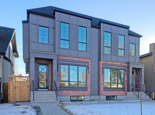 732 W 33a St NW, Calgary, AB T2N2X1