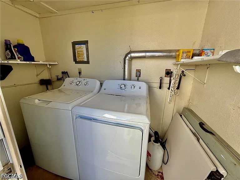 343 Joel Blvd #211D — Photo 29