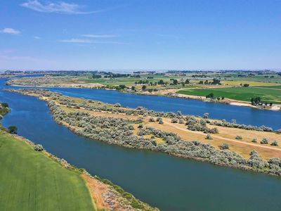 9 Island Ct, Burley, ID, 83318