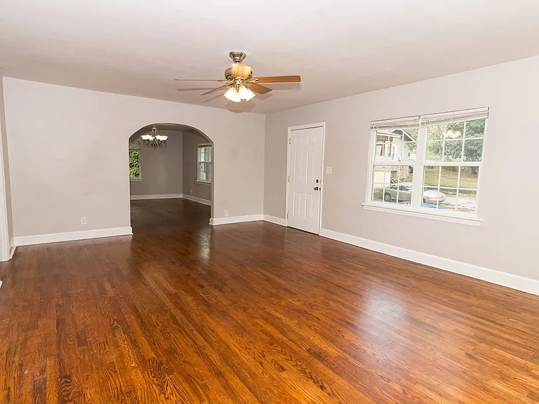 124 S Seminole Dr #A — Photo 5
